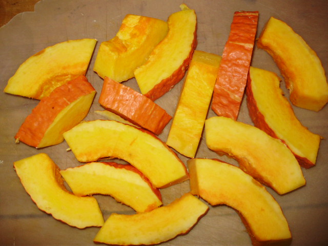 1a.The pumpkin is easier to peel and cut into cubes if you slice it into strips first